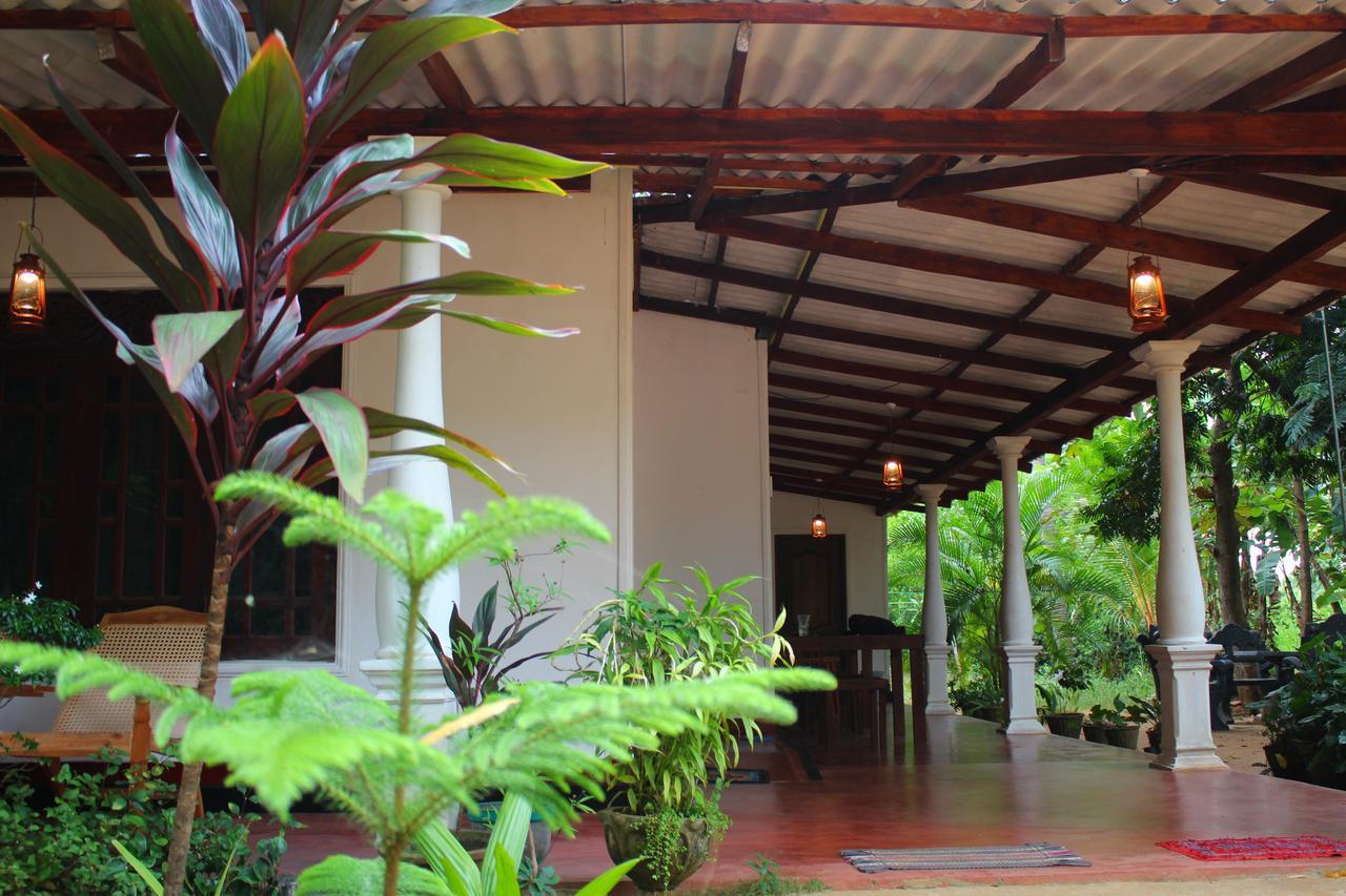 Sigiriya Lahiru Homestay Eksteriør billede