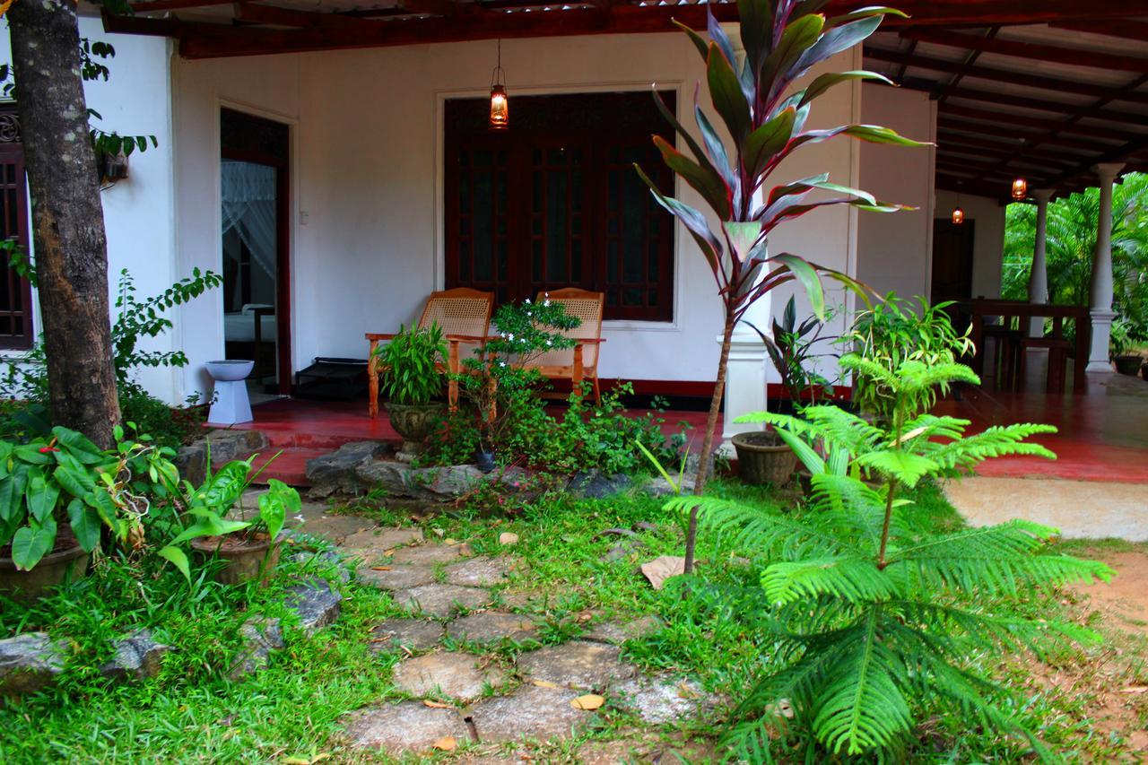 Sigiriya Lahiru Homestay Eksteriør billede